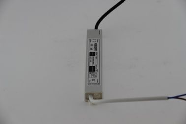 2500mA 12 V DC 30W Wodoodporny sterownik LED / EPA8270C IP68 LED Zasilanie